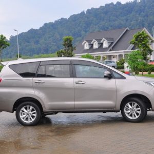 Cho Thuê Xe Tháng 7 Chỗ Toyota Innova